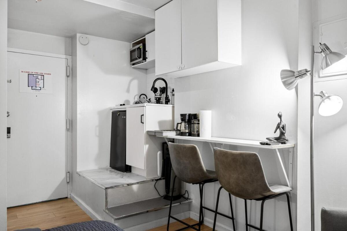 Elevate Apartment At Times Square - Cozy Studio In Times Square And Nearby Restaurants New York City Exterior photo