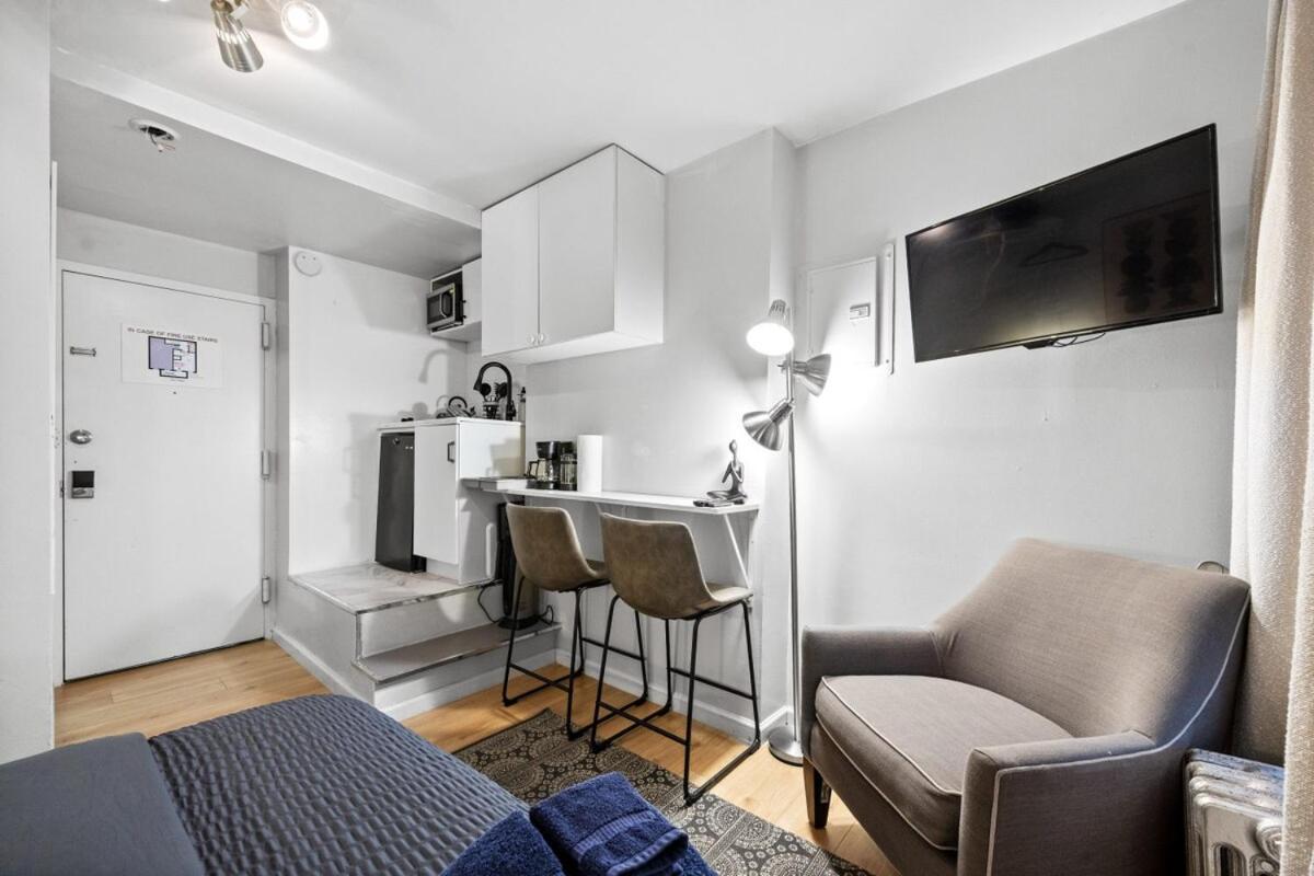 Elevate Apartment At Times Square - Cozy Studio In Times Square And Nearby Restaurants New York City Exterior photo